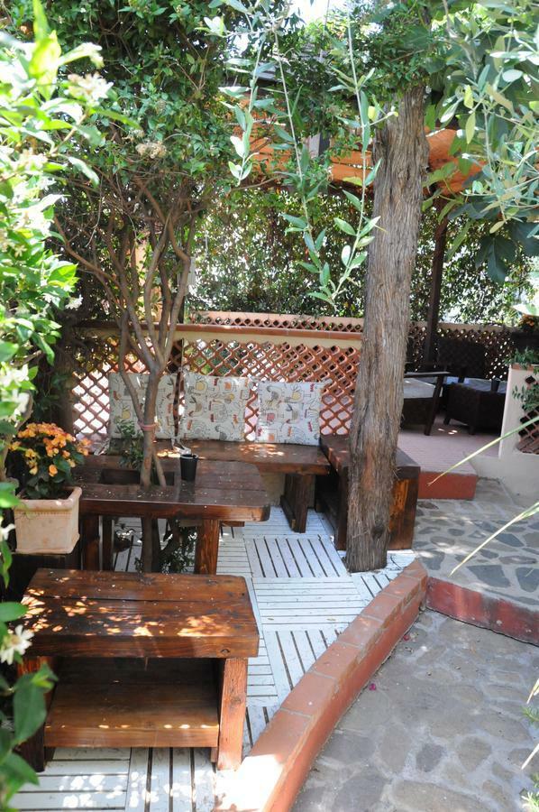 B&B Casa Derosas Golfo Aranci Exterior foto